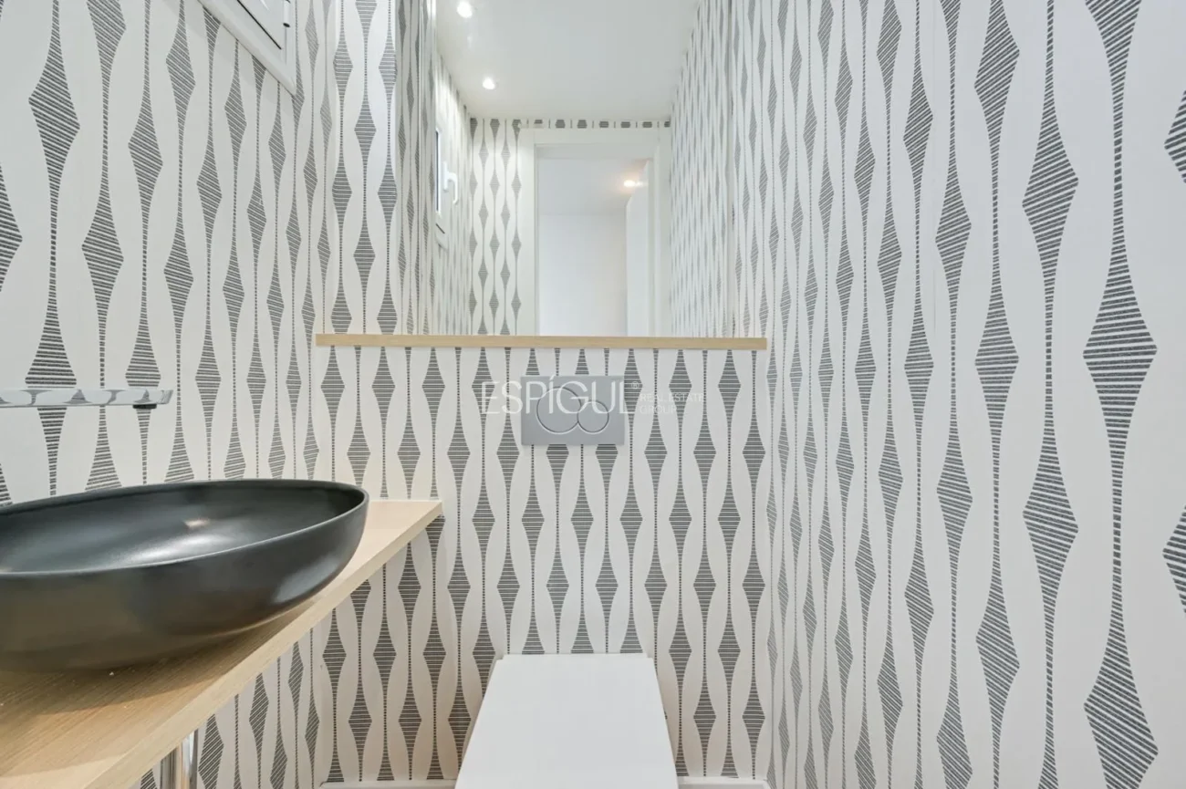 Exclusiva vivienda reformada en Calle Girona, Dreta de l’Eixample