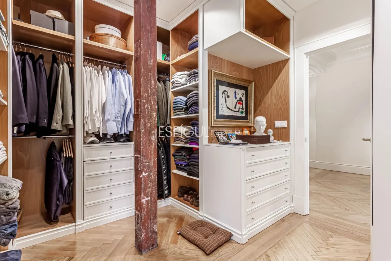 Exclusivo piso exterior en Almagro