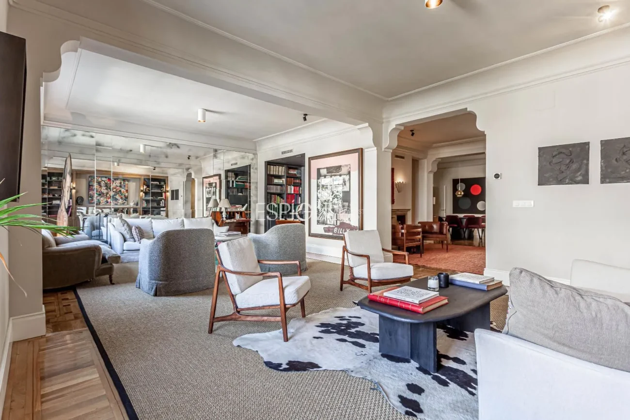 Exclusivo piso exterior en Almagro