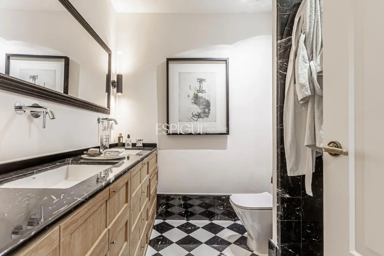 Exclusivo piso exterior en Almagro