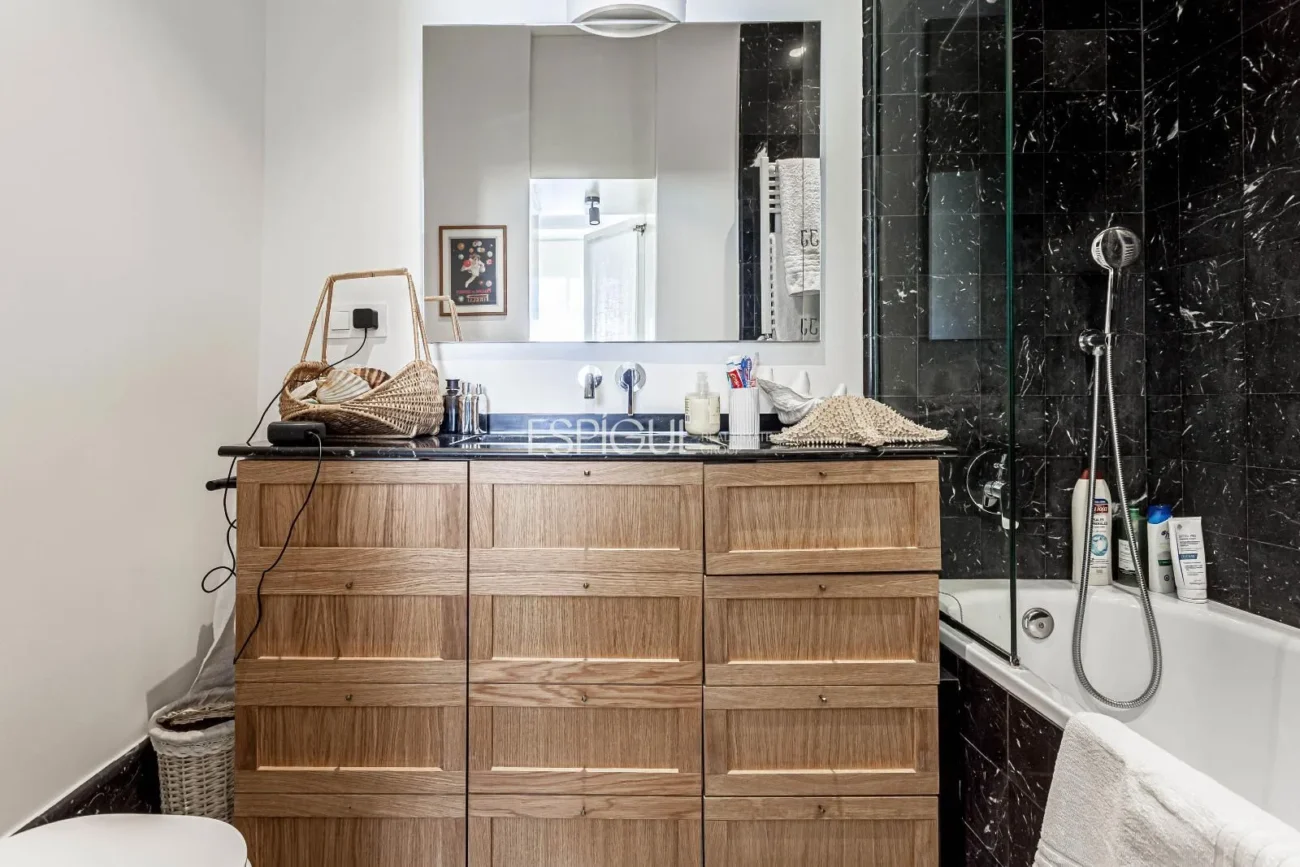 Exclusivo piso exterior en Almagro