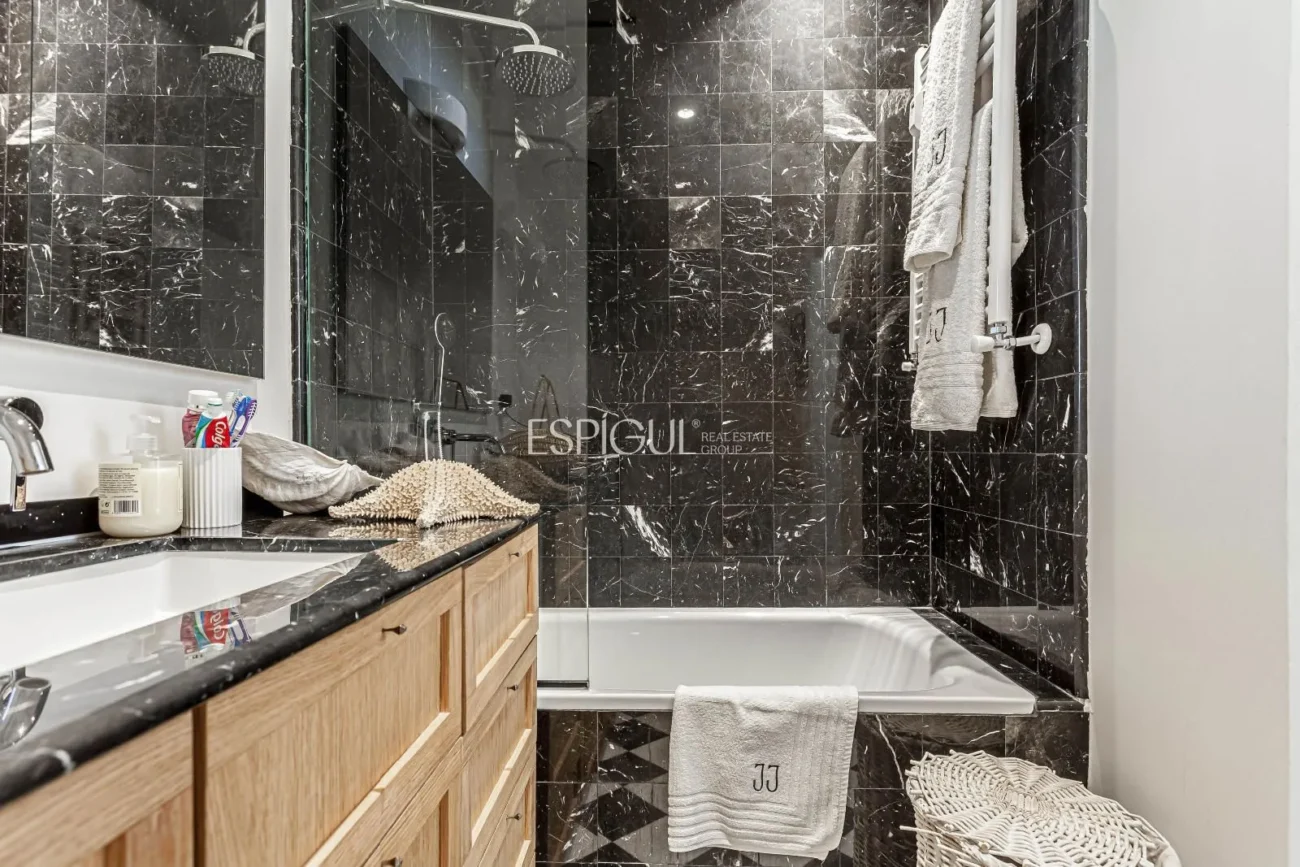 Exclusivo piso exterior en Almagro