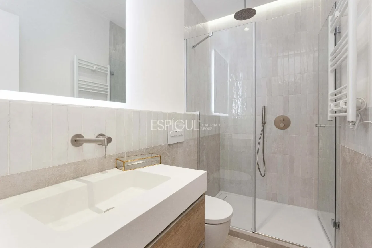 Exclusivo piso reformado en venta en El Born, Barcelona