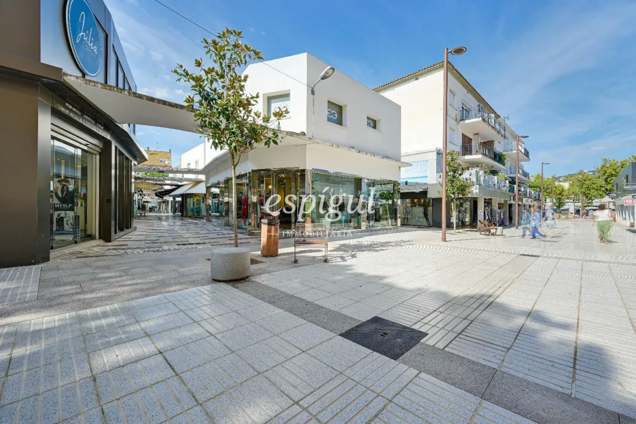 Pis reformat i lluminós a 300 m de la platja a Platja d’Aro