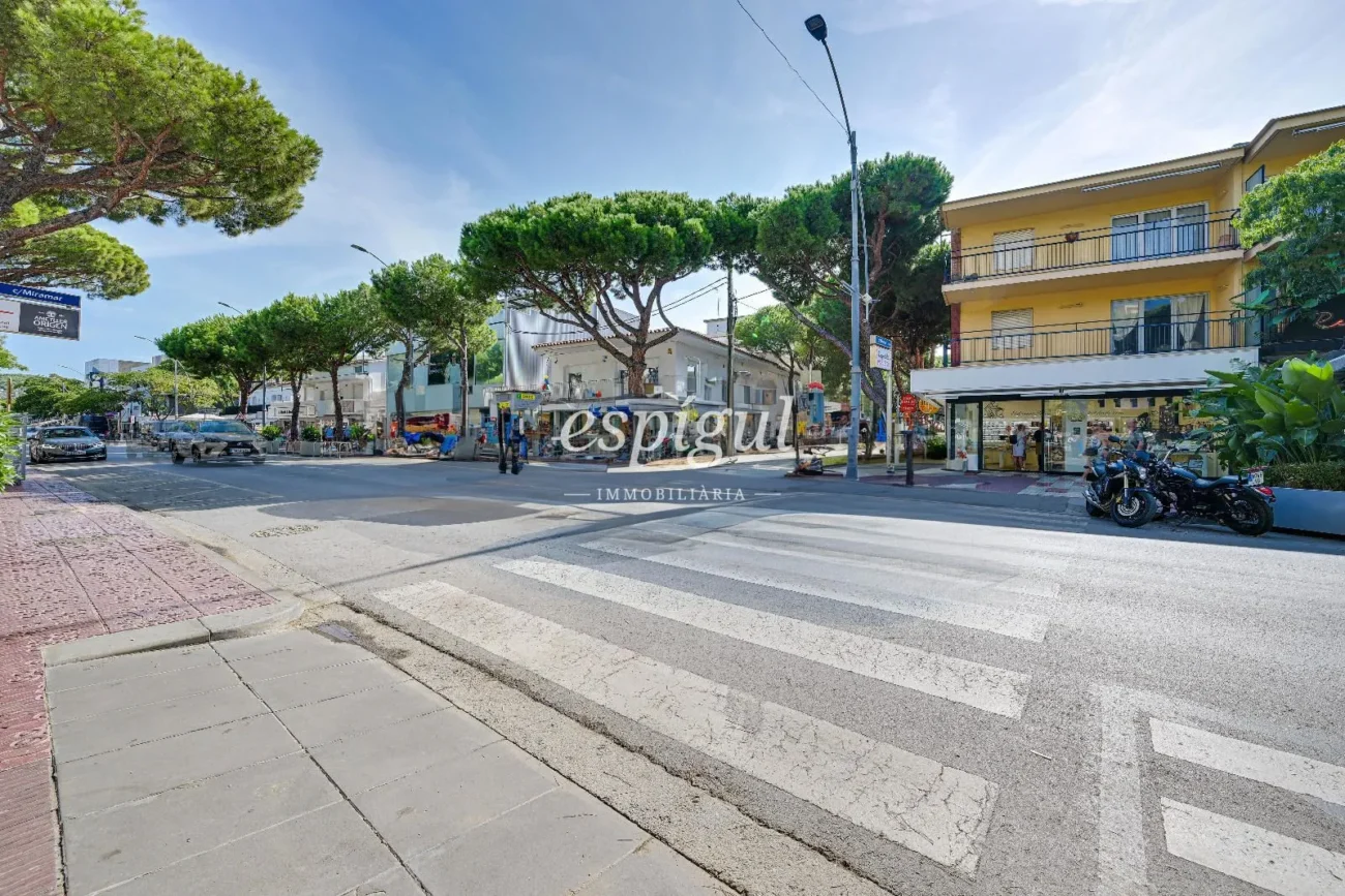 Pis reformat i lluminós a 300 m de la platja a Platja d’Aro