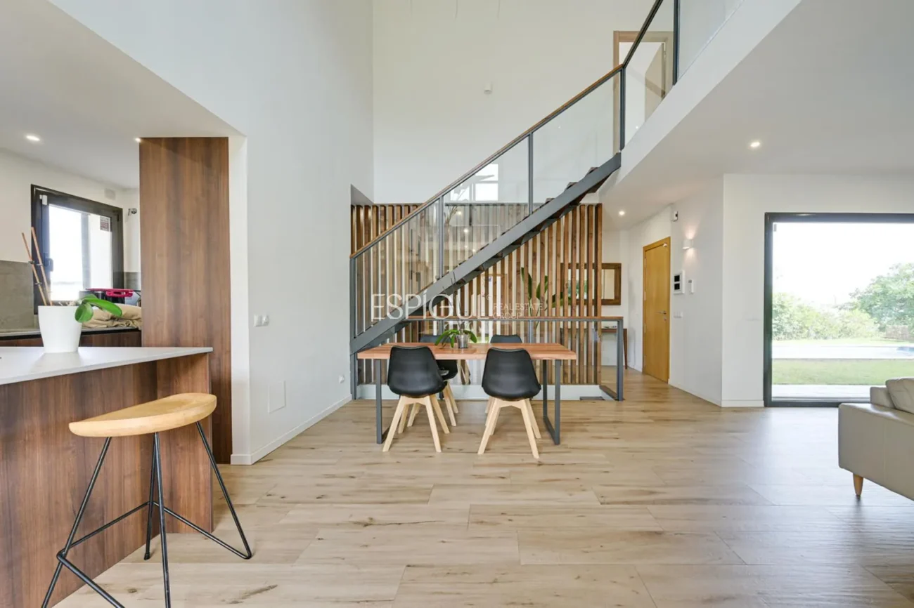 Preciosa casa independiente con piscina en Vallveric, Mataró