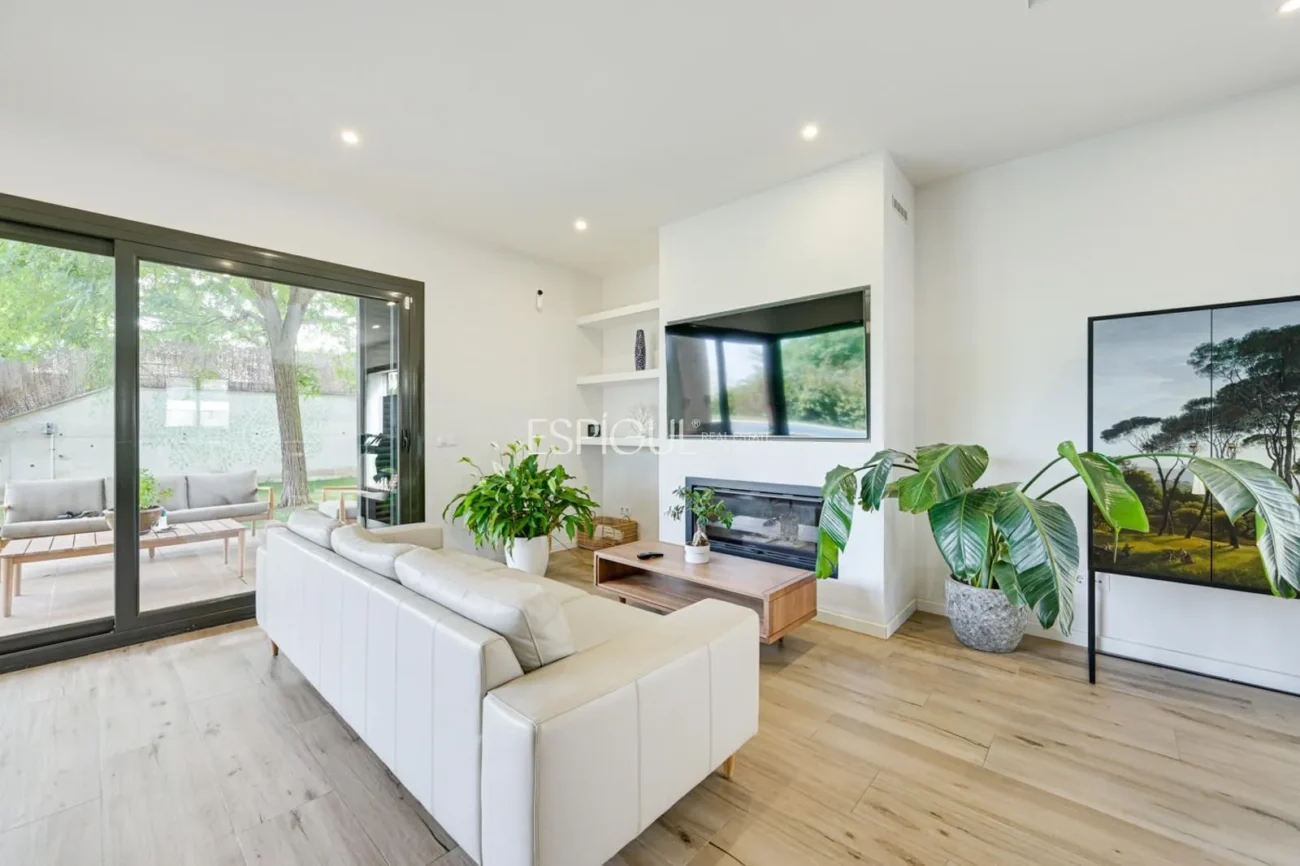 Preciosa casa independiente con piscina en Vallveric, Mataró