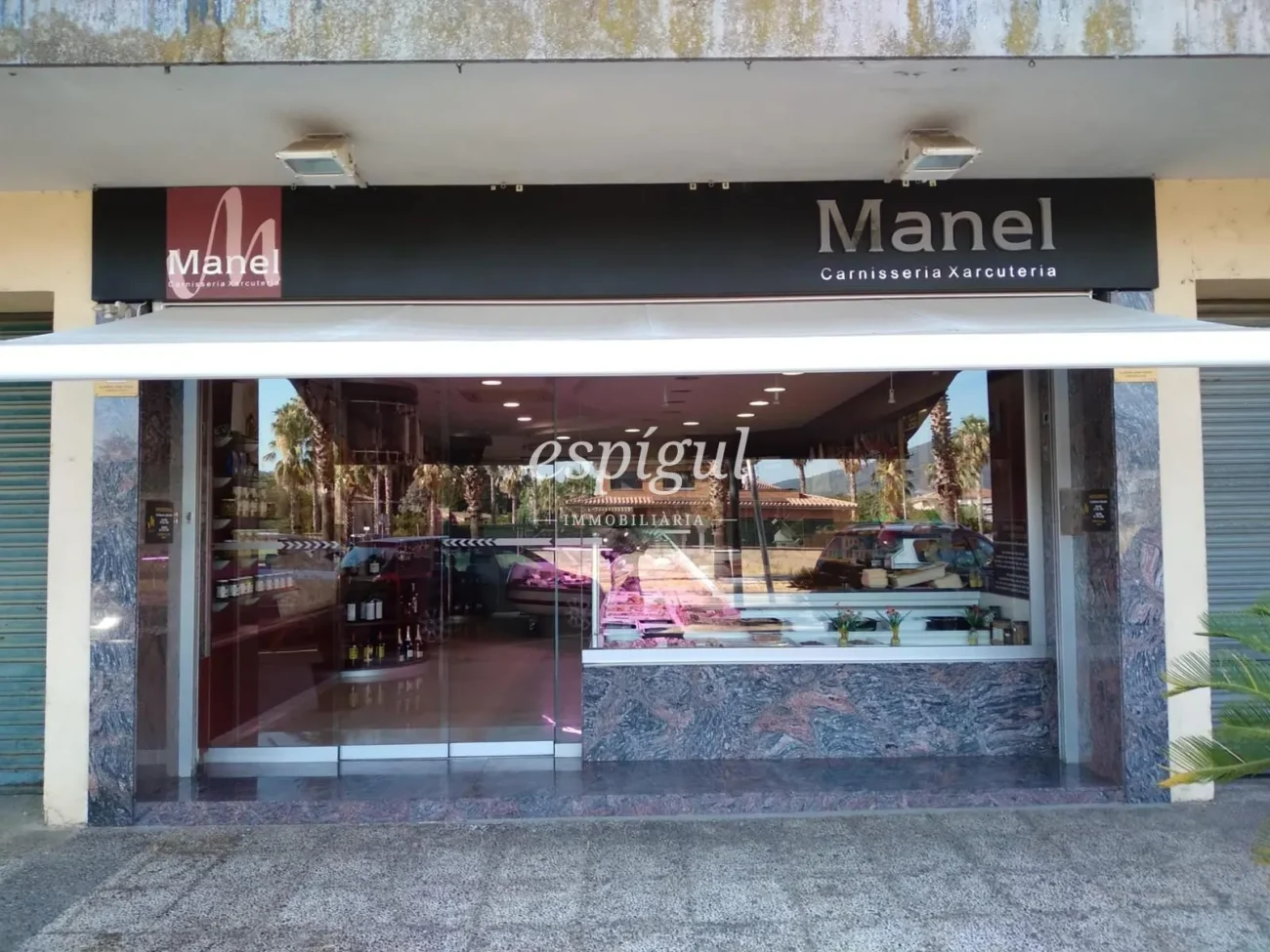 Local commercial avec fonds de commerce établi à vendre à Anglès