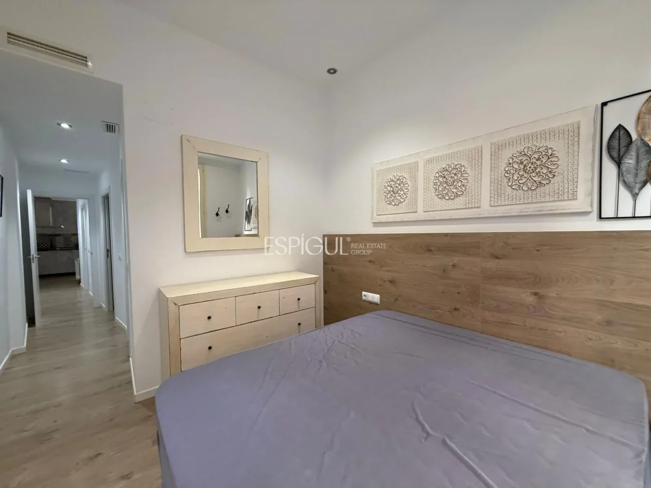 Appartement de trois chambres en location saisonnière au centre de Gérone