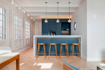 Ático dúplex con terraza en venta en Eixample Dret