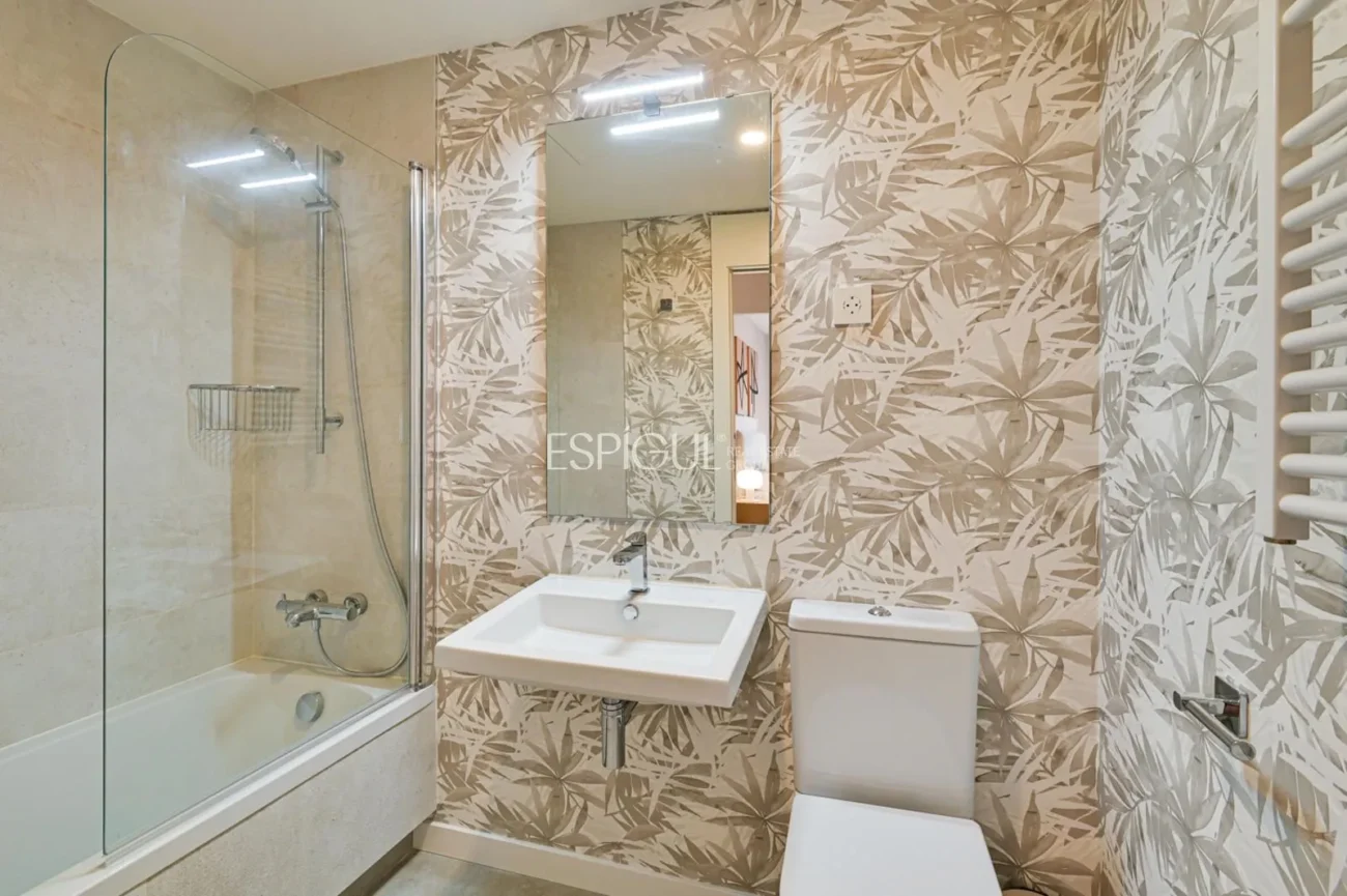 Attique en duplex de construction neuve à Montgat, à 100 m de la mer