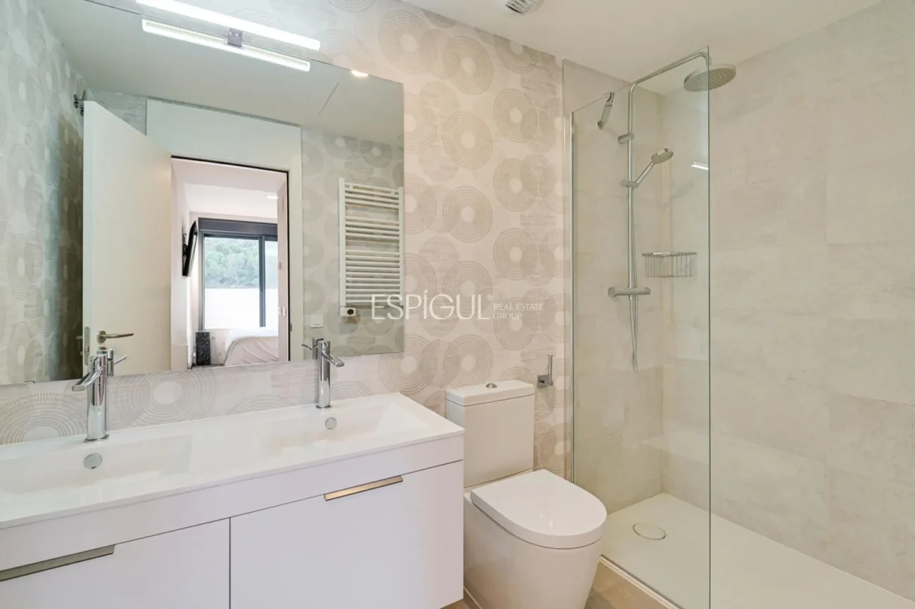 Attique en duplex de construction neuve à Montgat, à 100 m de la mer