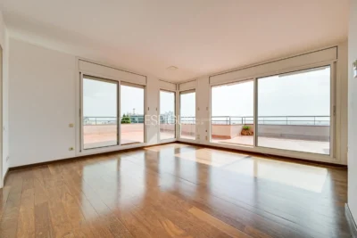 Penthouse for sale in Finestrelles, Esplugues de Llobregat