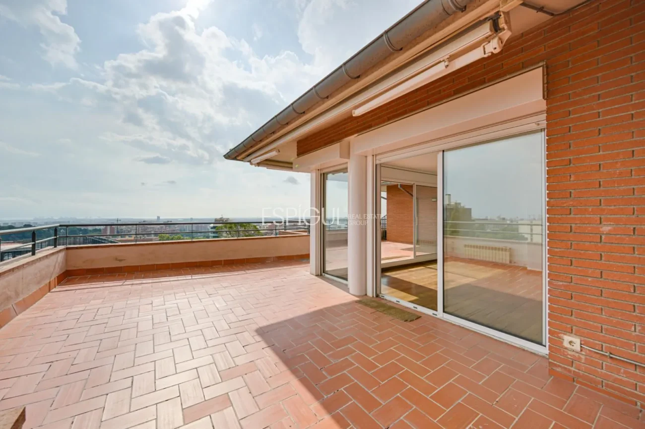 Penthouse zum Verkauf in Finestrelles, Esplugues de Llobregat