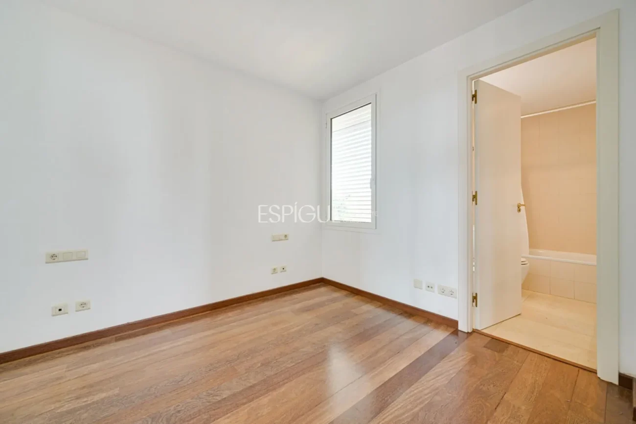 Penthouse zum Verkauf in Finestrelles, Esplugues de Llobregat