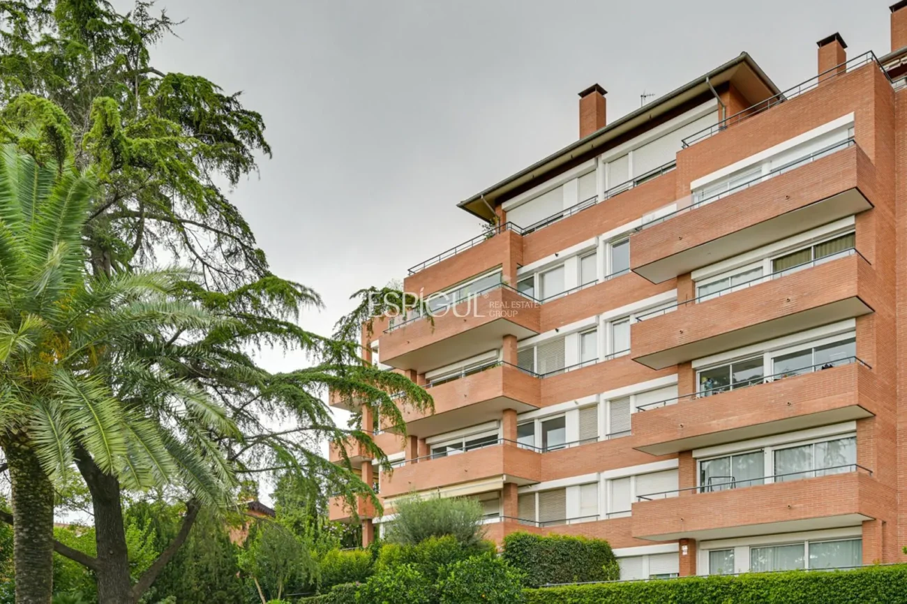 Penthouse zum Verkauf in Finestrelles, Esplugues de Llobregat