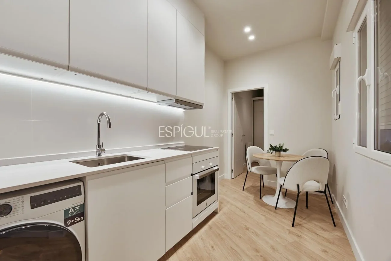 Ground floor on Juan Bravo Street, Salamanca District
