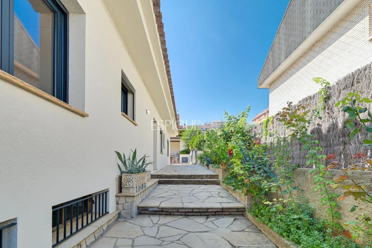 Casa a refomar en venda