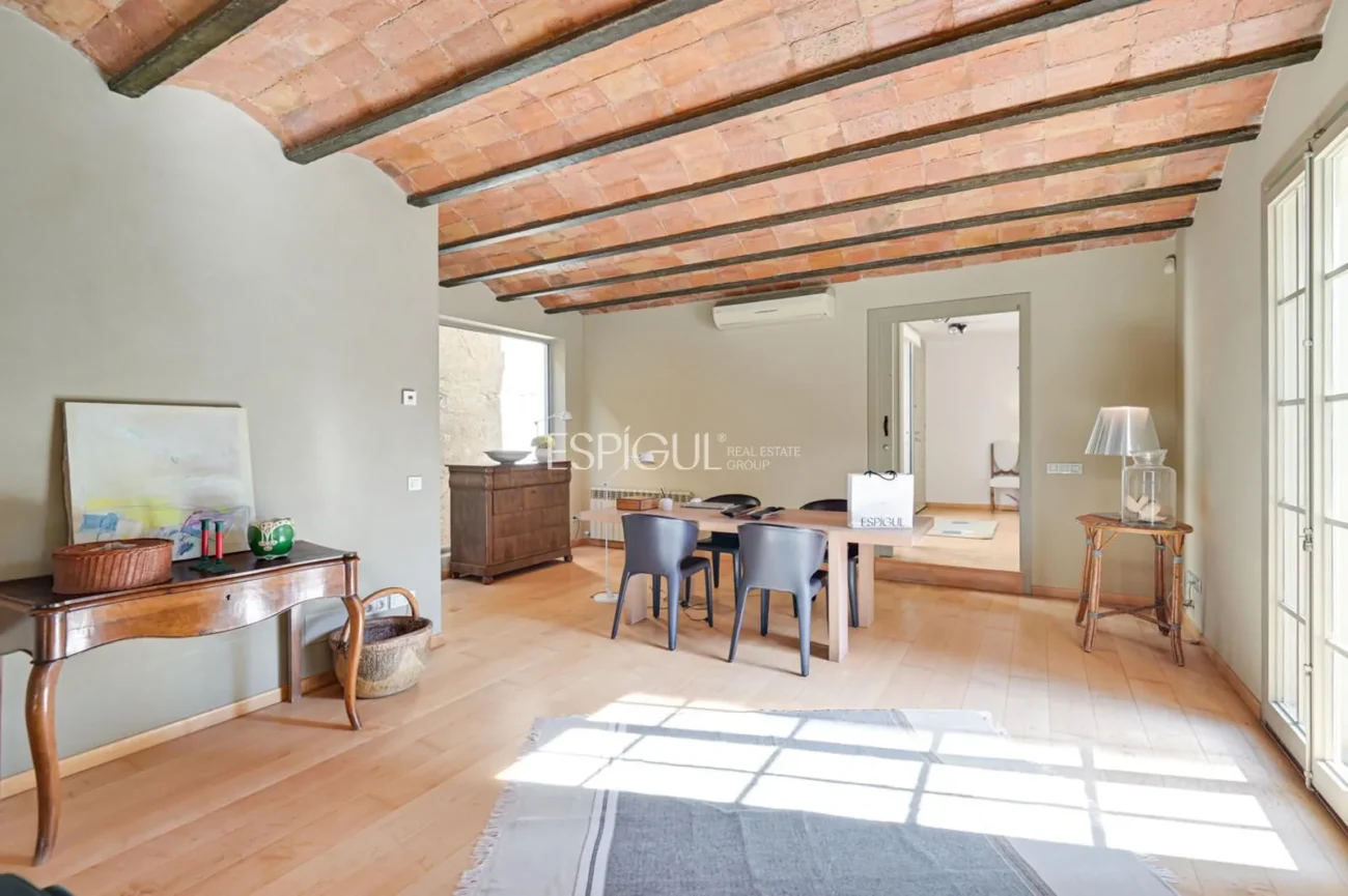 Detached House in Tiana: Brightness and Comfort on one Floor.