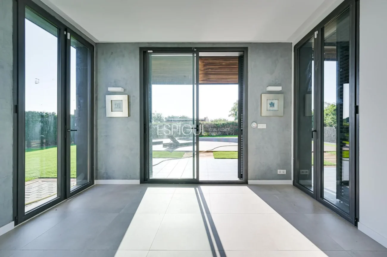 Exclusive Property by the Golf Course of Sant Vicenç de Montalt