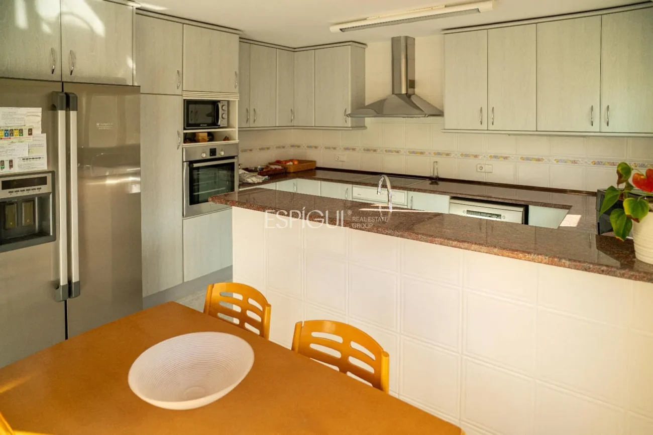 Exclusive Villa with Pool in the Heart of Mont-Ras