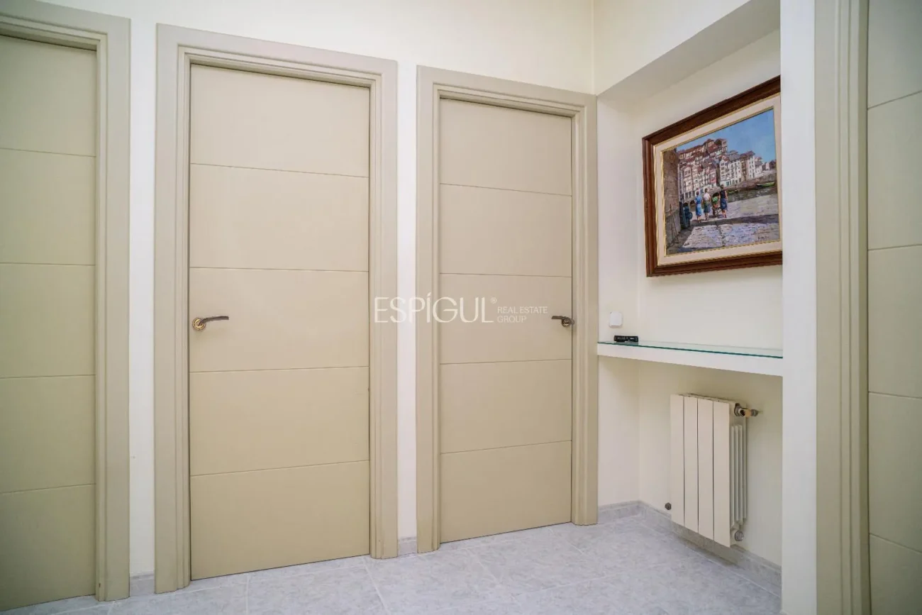 Exclusive Villa with Pool in the Heart of Mont-Ras