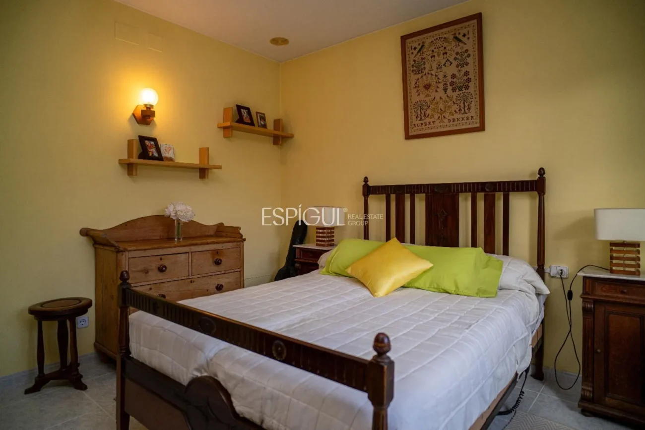 Exclusive Villa with Pool in the Heart of Mont-Ras