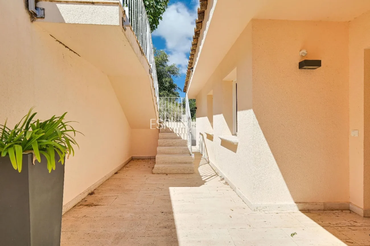 Exclusiva vila amb piscina i vistes panoràmiques a Platja d’Aro