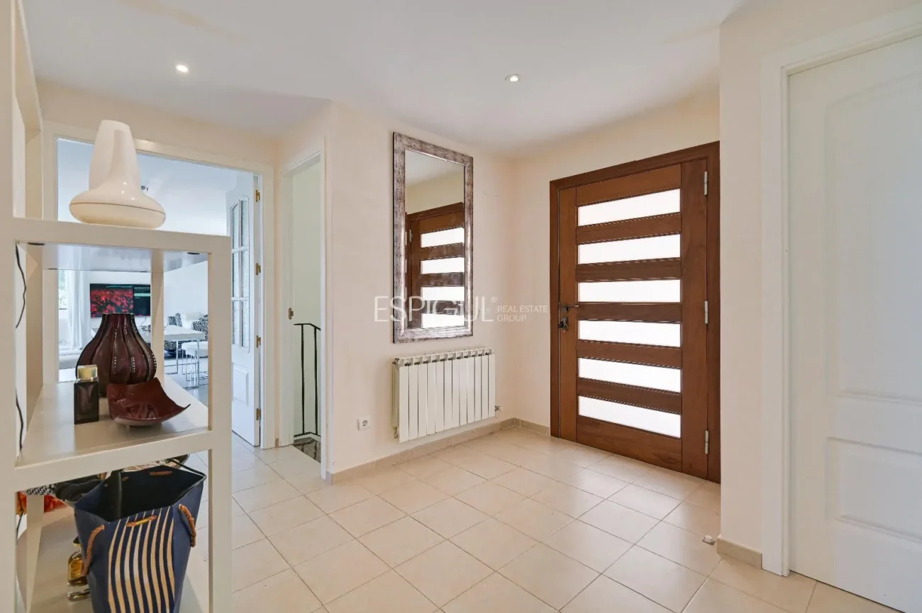 Exclusiva vila amb piscina i vistes panoràmiques a Platja d’Aro