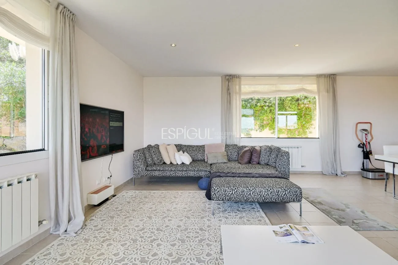 Exclusiva vila amb piscina i vistes panoràmiques a Platja d’Aro