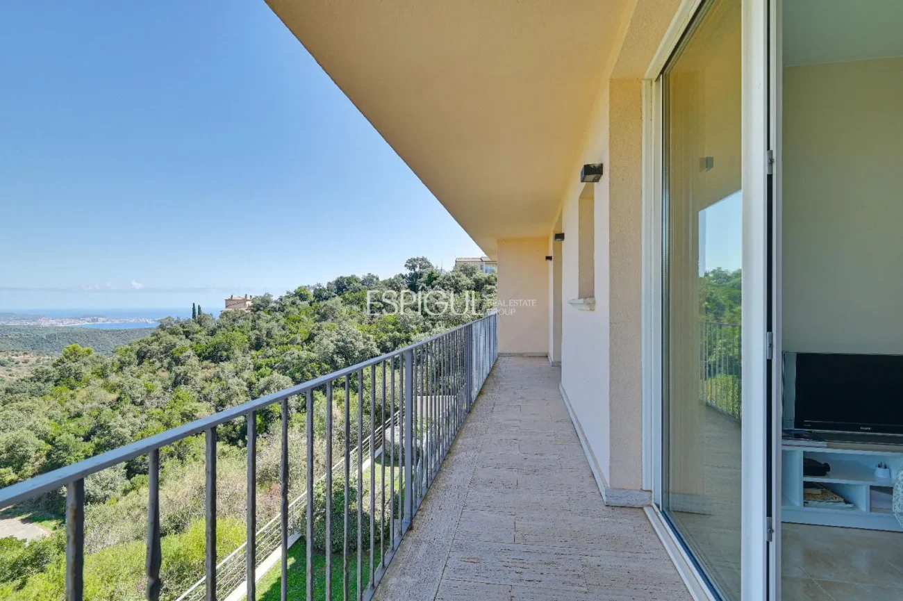 Vila exclusiva amb piscina i vistes panoràmiques a Platja d’Aro