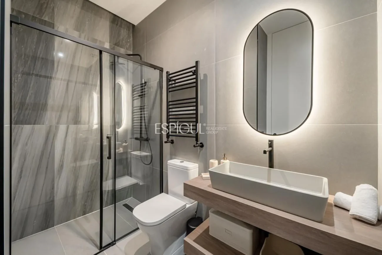 Exclusive home in Sol with 3 bedrooms and 3 bathrooms