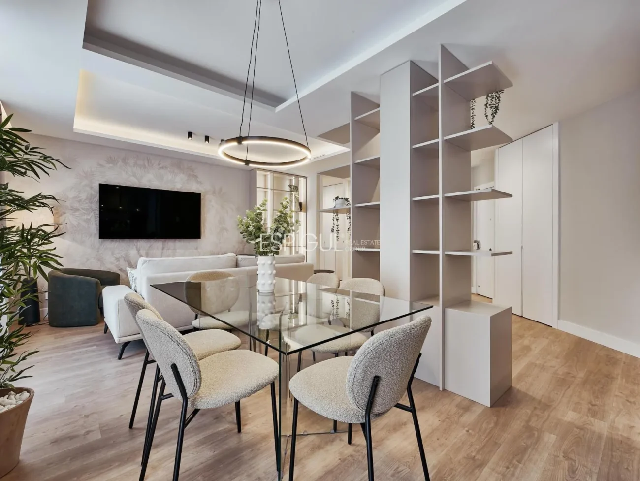 Exclusiva vivienda exterior en Calle Alcántara