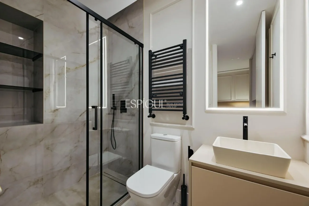 Exclusiva vivienda reformada en venta en Calle Goya