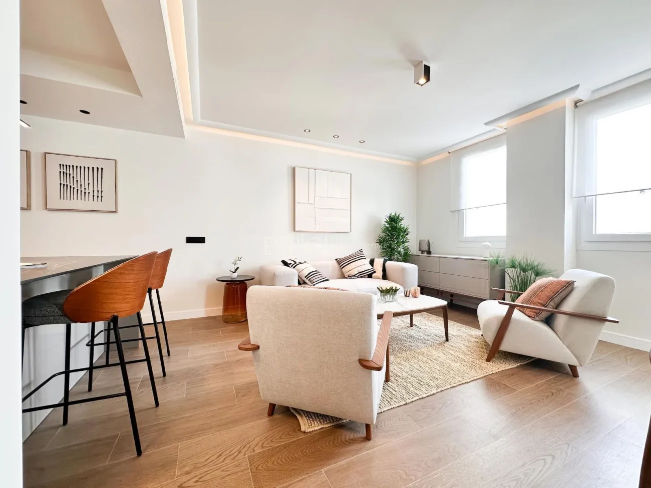 Appartement de luxe exclusif à Goya – Cinquième étage extérieur avec rénovation intégrale.