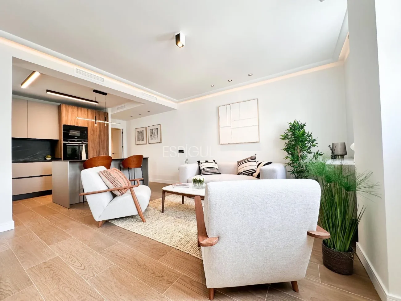 Appartement de luxe exclusif à Goya – Cinquième étage extérieur avec rénovation intégrale.