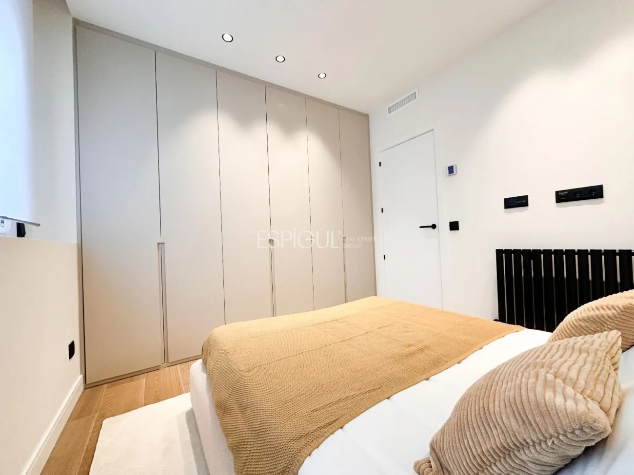 Exclusive Luxury Apartment in Goya – Fifth Floor Exterior with Complete Renovation.