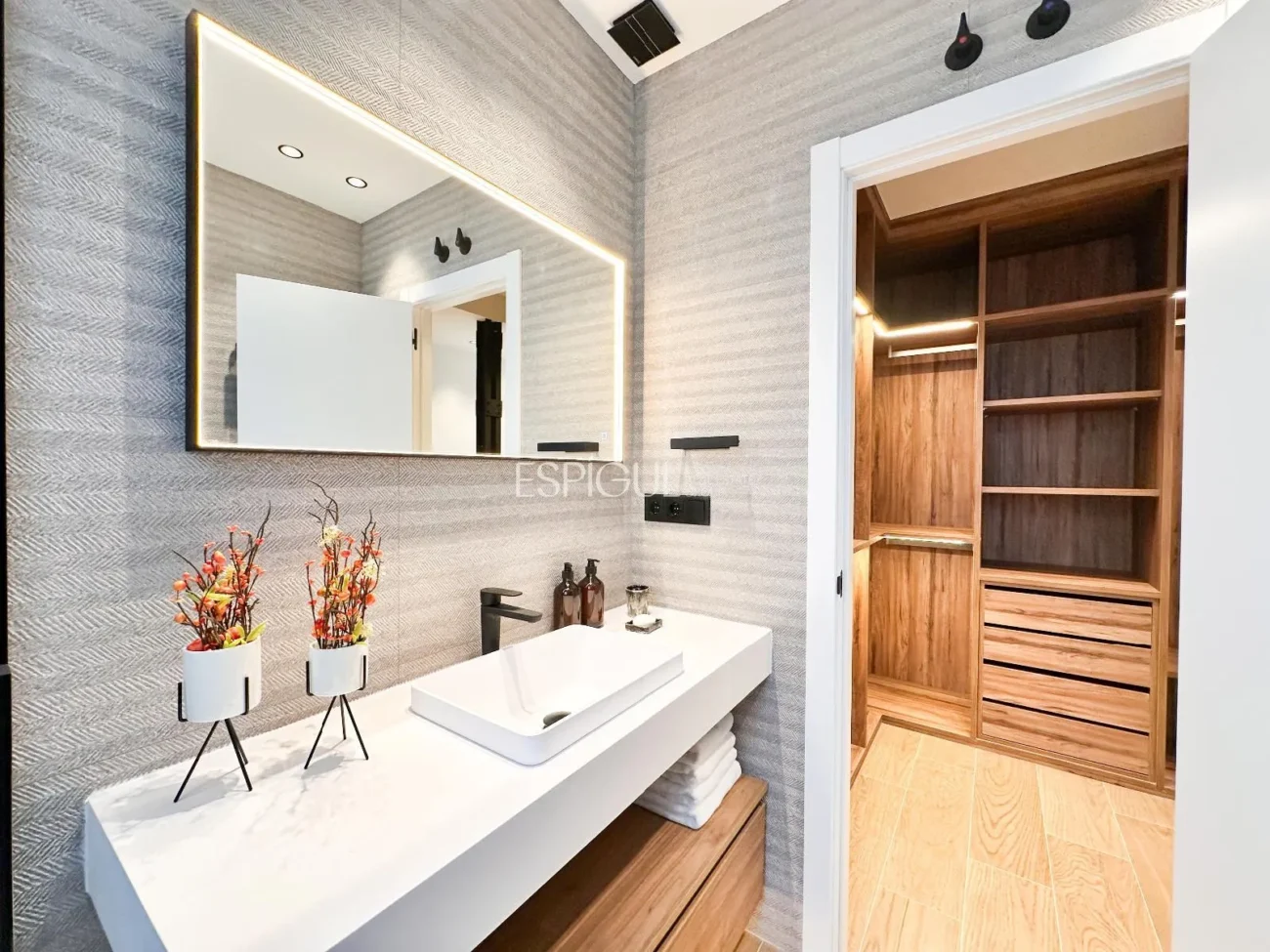 Appartement de luxe exclusif à Goya – Cinquième étage extérieur avec rénovation intégrale.