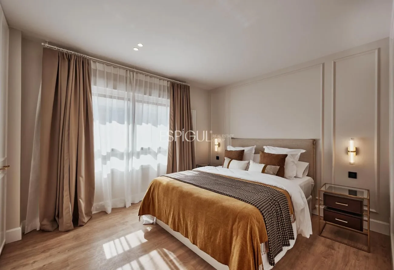 Exclusive exterior apartment on Calle Alcántar, Lista
