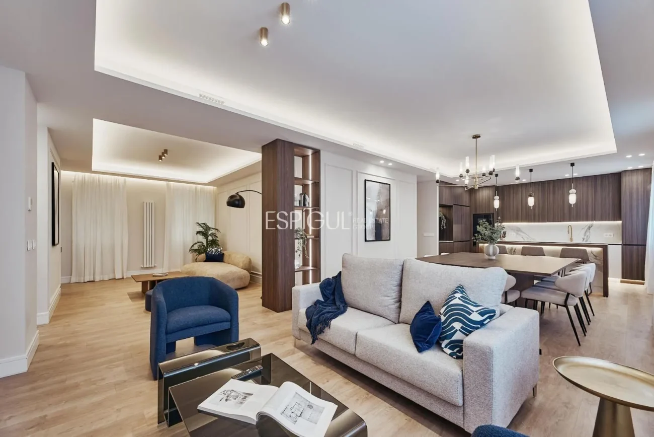 Exclusive Luxury Renovated Apartment in Francisco Silvela