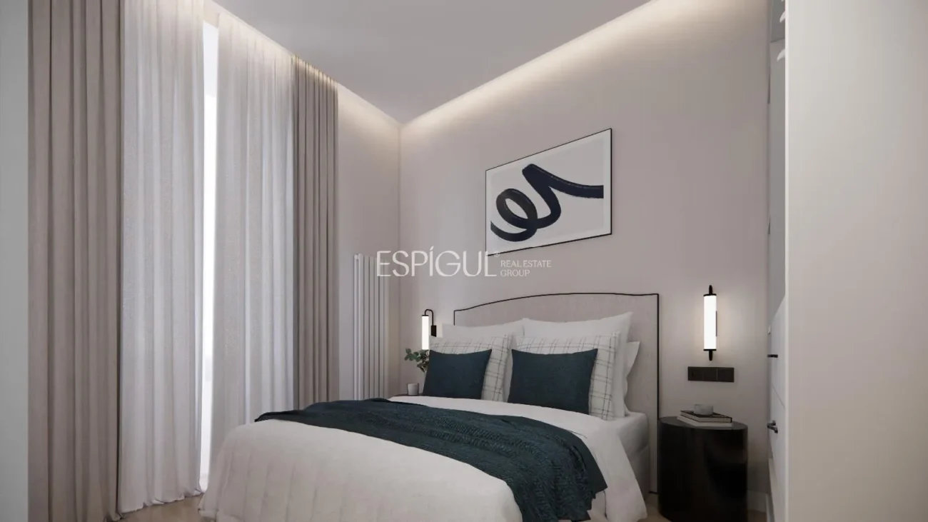 Exclusive renovated apartment on Calle Montesa