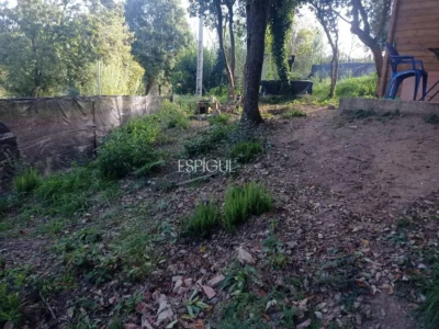 Parcela y casa de madera en Can Fornaca de Riudarenes