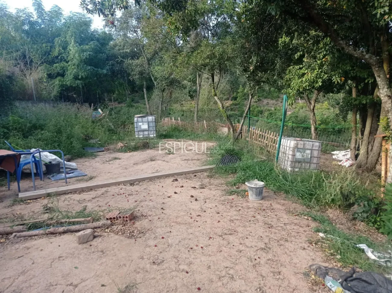 Parcela y casa de madera en Can Fornaca de Riudarenes