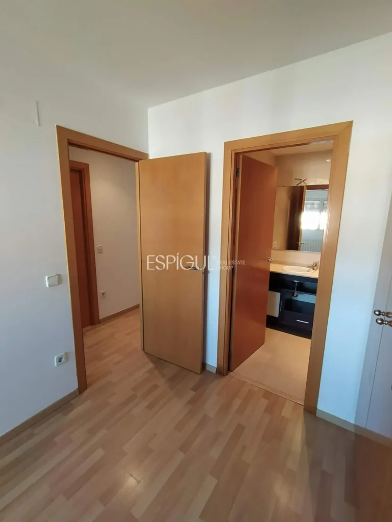 Appartement penthouse-duplex exclusif dans la rue Santa Maria de Gérone