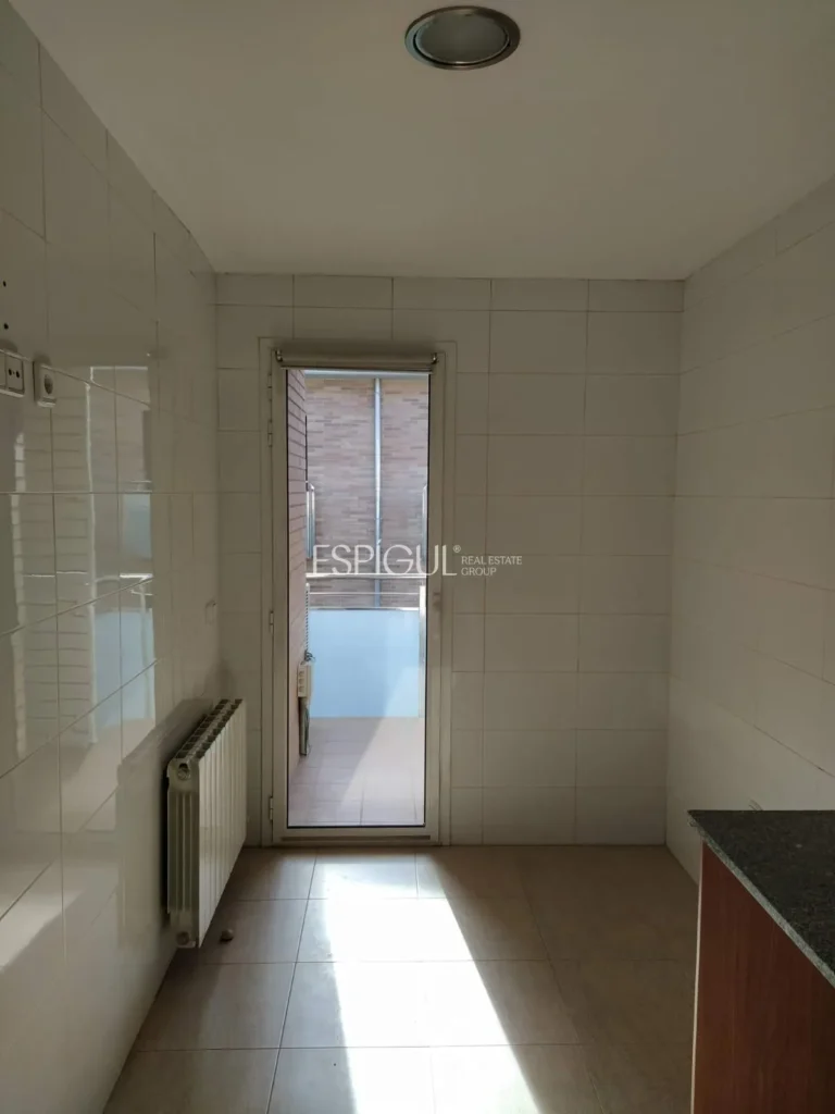 Appartement penthouse-duplex exclusif dans la rue Santa Maria de Gérone