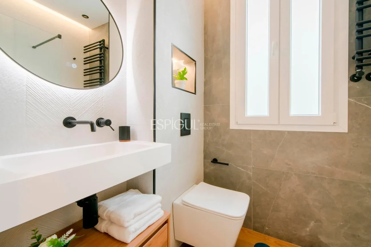Appartement de luxe flambant neuf dans un immeuble classique – Quartier de Salamanque