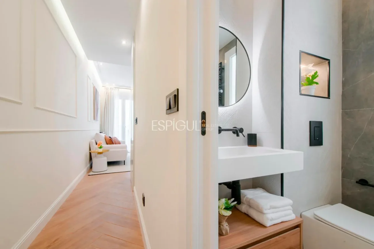 Appartement de luxe flambant neuf dans un immeuble classique – Quartier de Salamanque