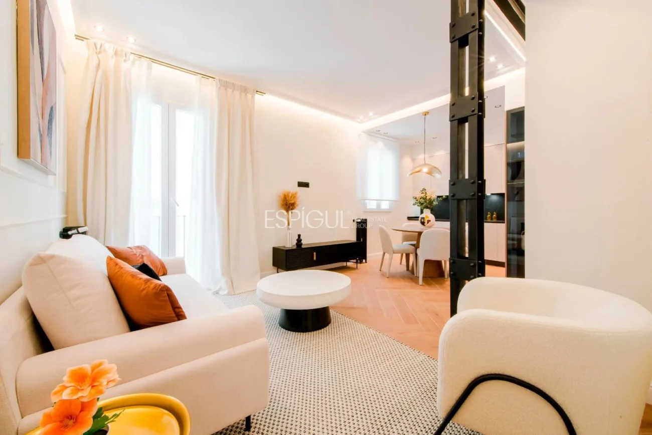 Appartement de luxe flambant neuf dans un immeuble classique – Quartier de Salamanque