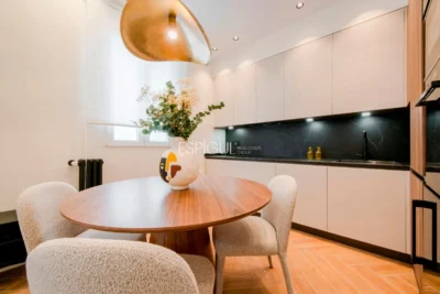 Appartement de luxe flambant neuf dans un immeuble classique – Quartier de Salamanque