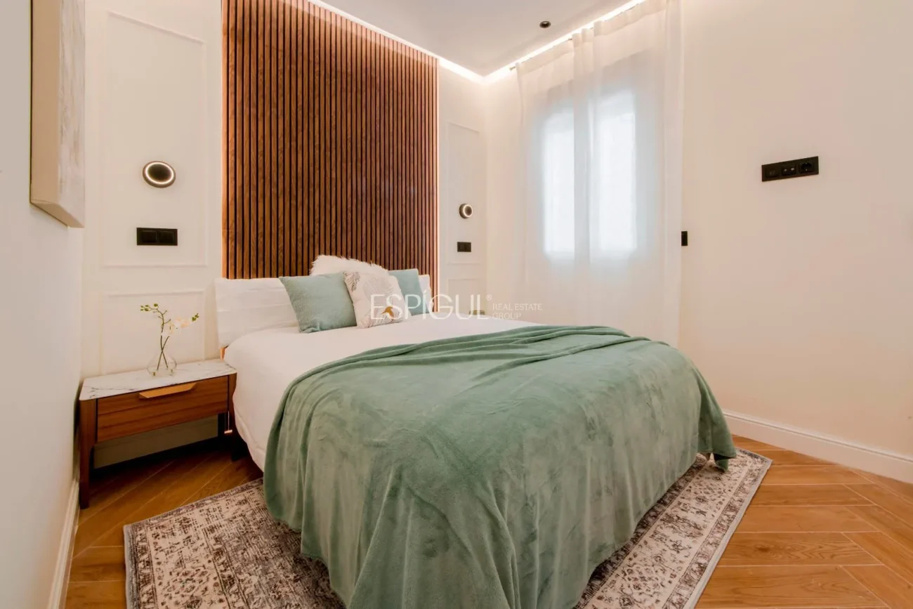 Appartement de luxe flambant neuf dans un immeuble classique – Quartier de Salamanque